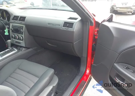 2009 Dodge Challenger Se from USA, damaged, VIN 2B3LJ44V19H609762